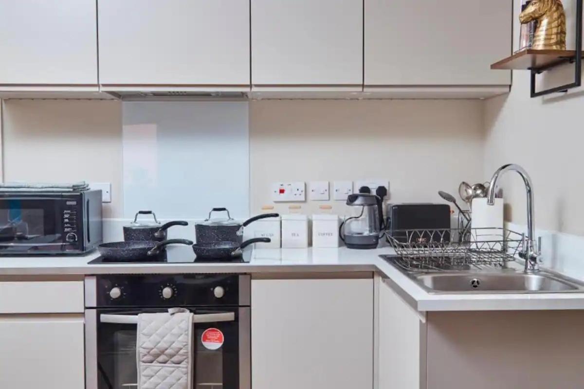 Beautiful 1 Bedroom Flat In Leeds - Sleeps 4 Eksteriør billede