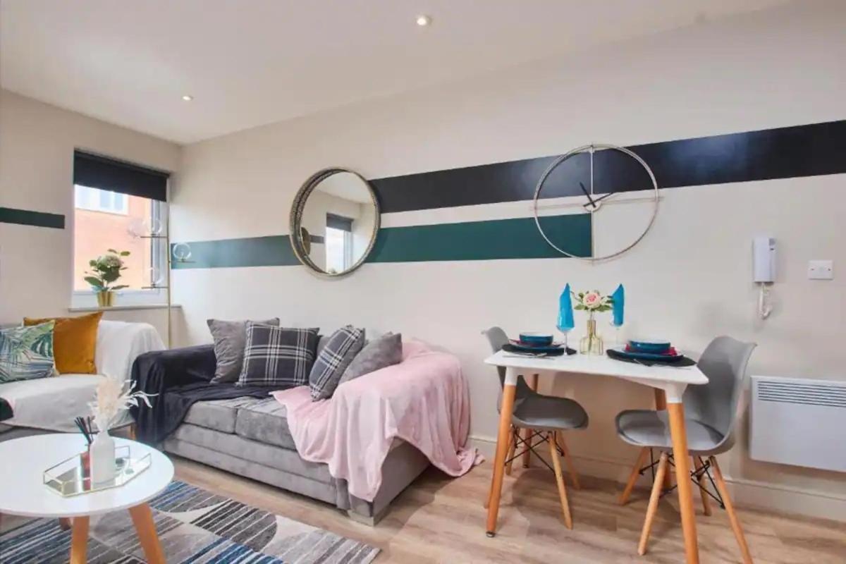 Beautiful 1 Bedroom Flat In Leeds - Sleeps 4 Eksteriør billede